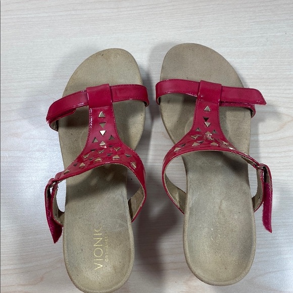 Vionic Maggie Red Wedge Sandals Comfortable Slip-On Design - Picture 4 of 11